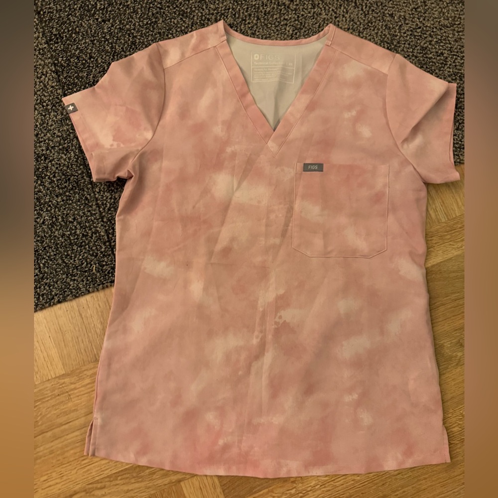Figs limited edition XS pink tie dye collection scrub set top and jogger pants